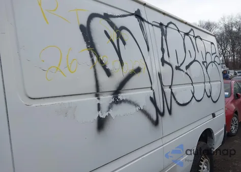 2004 Dodge Sprinter Van 2500 из США, поврежденный, VIN WD2PD644145621452